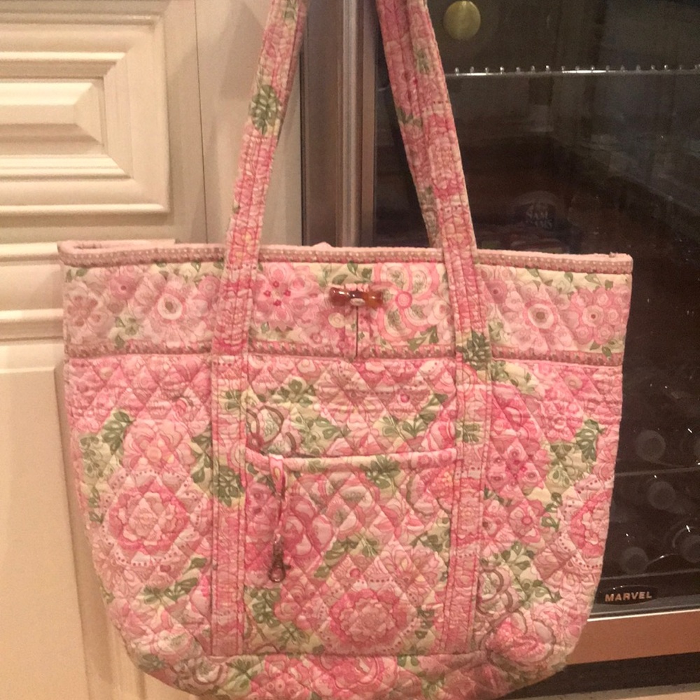 Vera Bradley travel tote